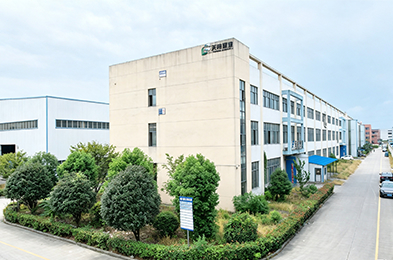 UCLEN PLASTIC réussit son audit annuel ISO. Amélioration des normes de production et de gestion.